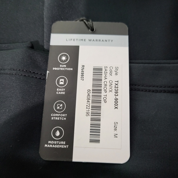 Tail Activewear Sasha Long Sleeve Black Crop Top Size Medium NWT - Picture 6 of 10